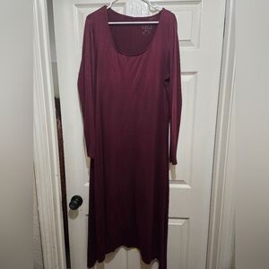 Long burgundy long sleeve dress